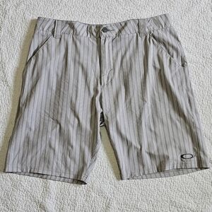Mens Oakley Striped Gray Shorts